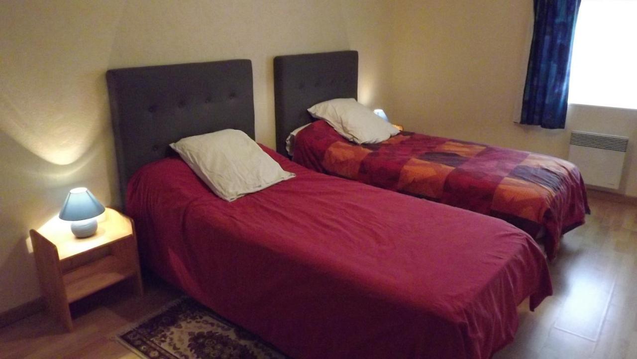 Logis De Chezelles Bed & Breakfast Sidiailles Bagian luar foto