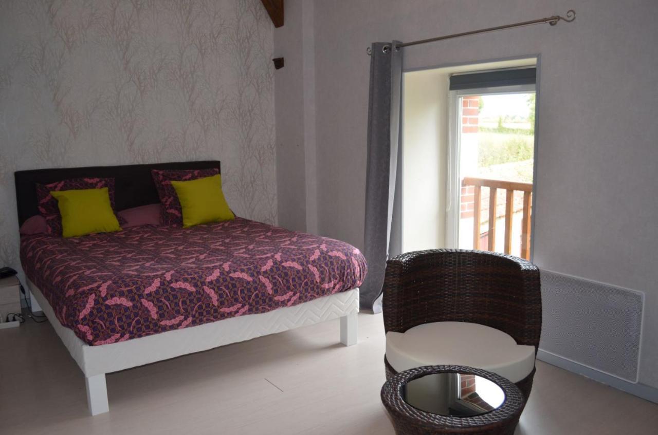 Logis De Chezelles Bed & Breakfast Sidiailles Bagian luar foto